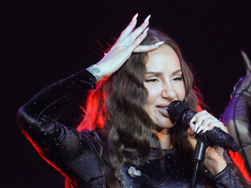 Униженный муж Анны Асти готовится к разводу? Станислава Юркина заметили в приятной компании на Бали