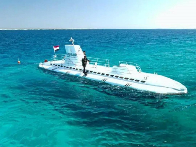 В Египте затонул туристический батискаф с 45 россиянами: 6 человек погибли