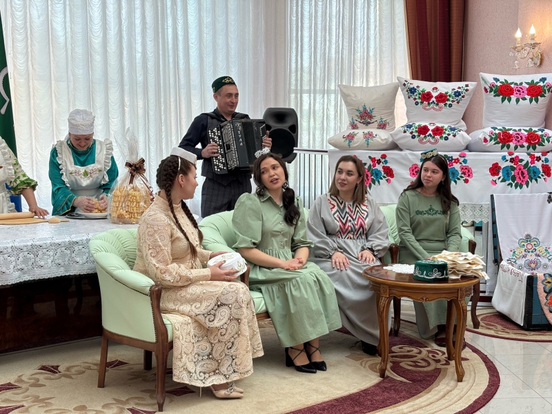 В Мамадыше провели татарский девичник «Кыз озату»