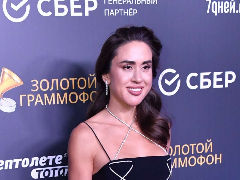 В Сеть попало интимное фото дочери Успенской с новым возлюбленным: фото