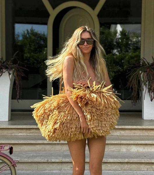 Вера Брежнева ушла в отрыв на Coachella — и не одна