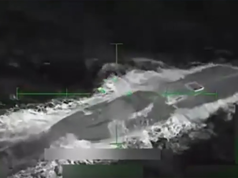 Видео уничтожения «огромной подлодки с наркотиками» по приказу Трампа появилось в Сети