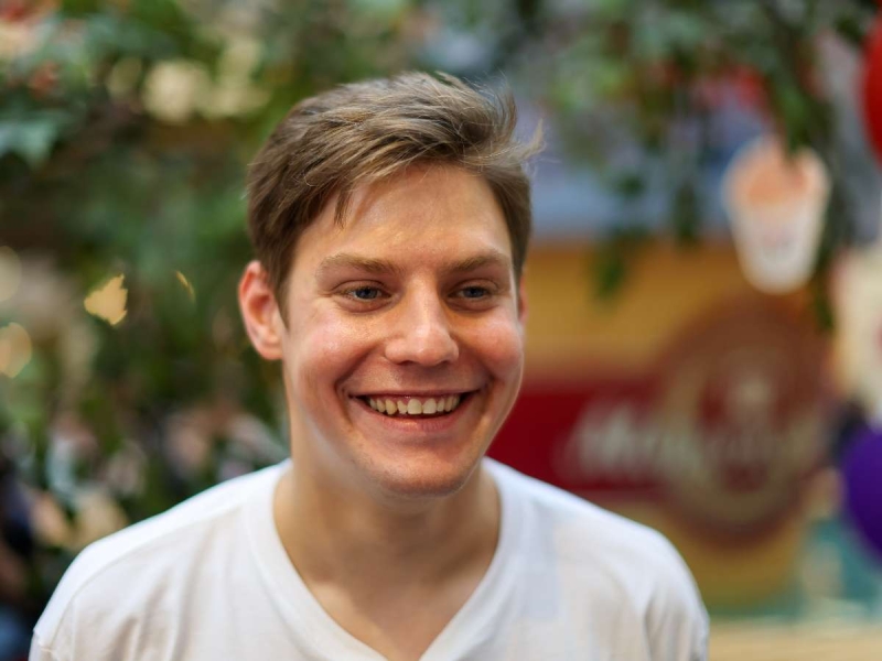 Внебрачный ребенок, конфликт с Машковым и жизнь в тени знаменитого отца: как складывается судьба Павла Табакова