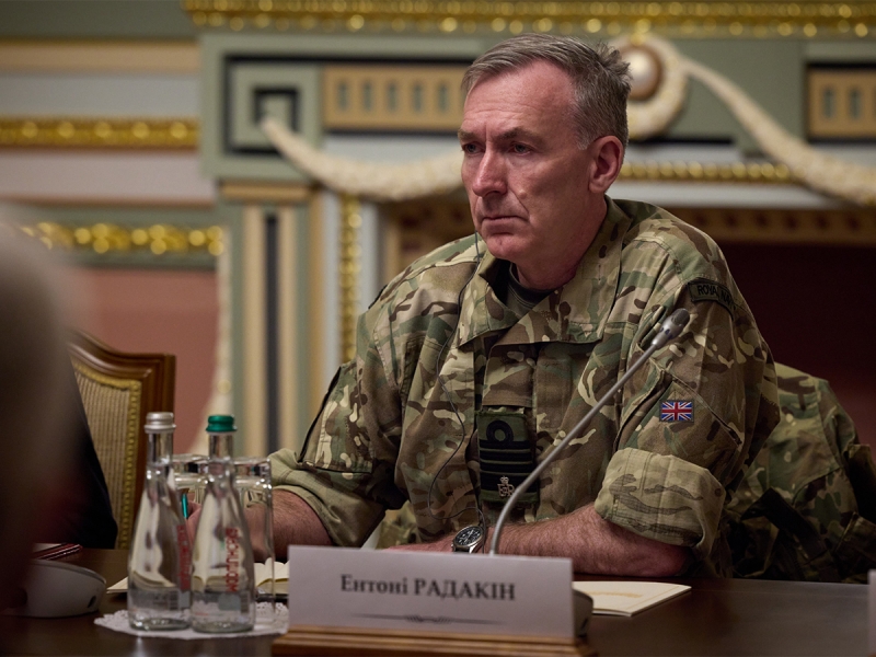 ВС РФ прорвали оборону Волчанска: глава британского генштаба срочно вылетел в Киев