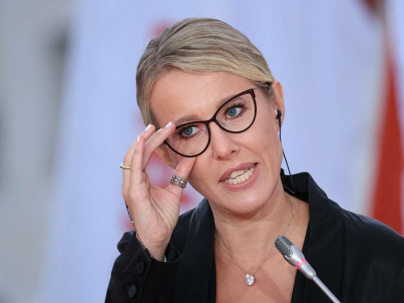 «Все взрослые начинают восхищаться»: Собчак раскрыла свои принципы воспитания сына