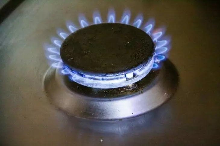 Вы все еще едите покупную колбасу? Приготовить домашнюю проще, чем сходить в магазин