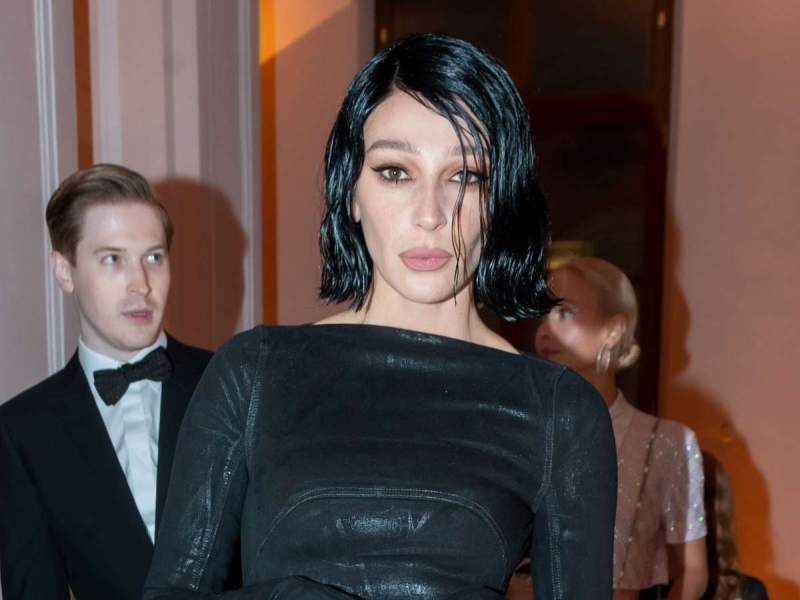 За неделю сбежали 3 тысячи человек, за месяц 30 тысяч: медиа Насти Ивлеевой потерпело крупное фиаско