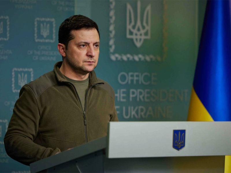 Зеленский хочет бить дронами по РФ до 500 раз в день, применяя новую тактику налетов