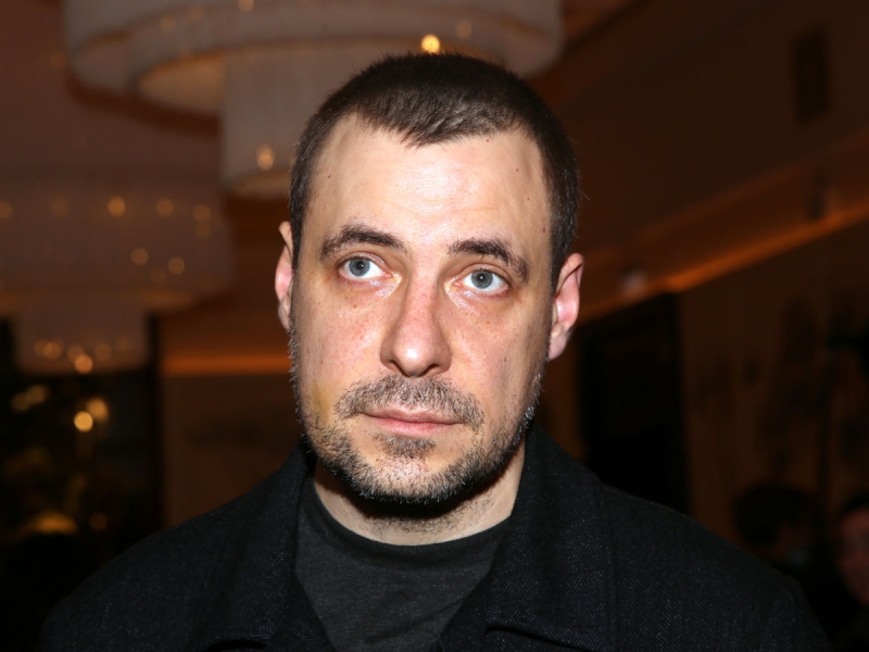 «Желаю быть счастливым»: Цыганов показал красавца-сына в торжественный день