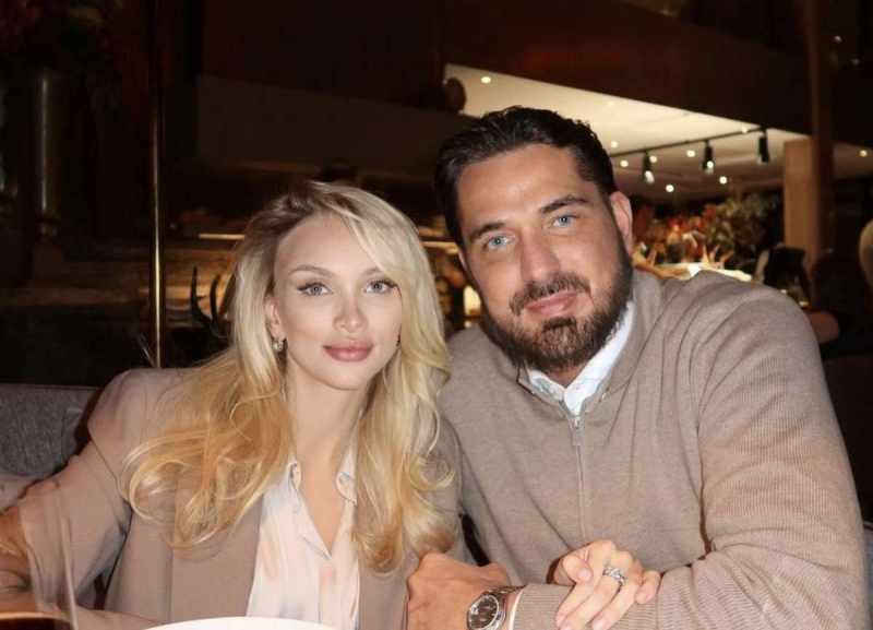 Жена Курбана Омарова впервые стала мамой